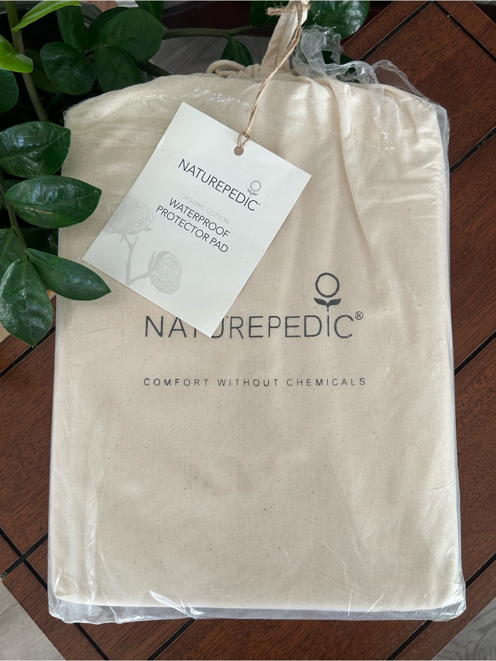 New  NATUREPEDIC
ORGANIC COTTON
WATERPROOF
PROTECTOR PAD